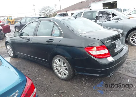 2009 Mercedes-Benz C 300 Luxury/Sport from USA, damaged, VIN WDDGF54X09F227948